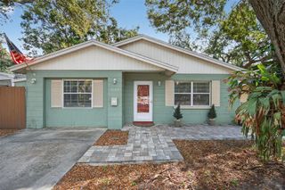 8184 24TH AVENUE N, St Petersburg, FL 33710
