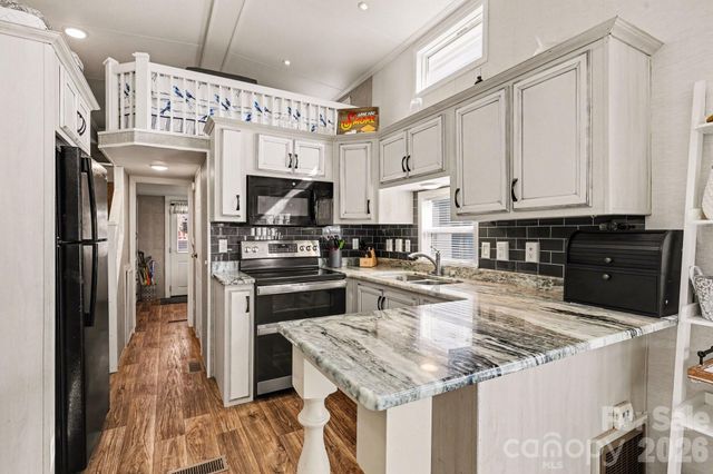 130 Eagle Drive, New London, NC 28127