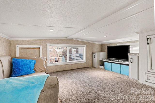 130 Eagle Drive, New London, NC 28127