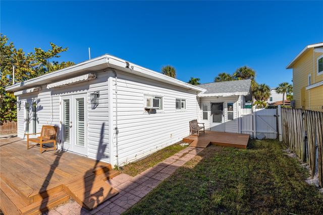 944 BRUCE AVENUE, Clearwater Beach, FL 33767