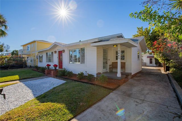 944 BRUCE AVENUE, Clearwater Beach, FL 33767