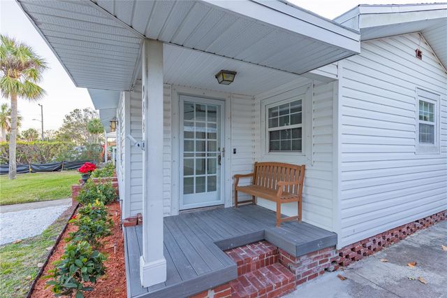 944 BRUCE AVENUE, Clearwater Beach, FL 33767