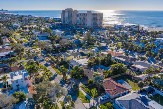 944 BRUCE AVENUE, Clearwater Beach, FL 33767