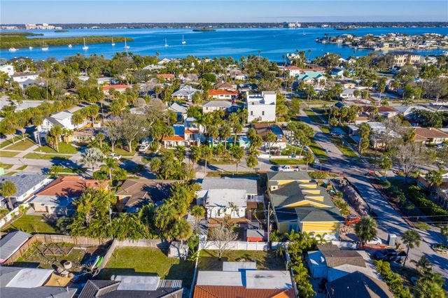 944 BRUCE AVENUE, Clearwater Beach, FL 33767