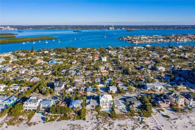 944 BRUCE AVENUE, Clearwater Beach, FL 33767