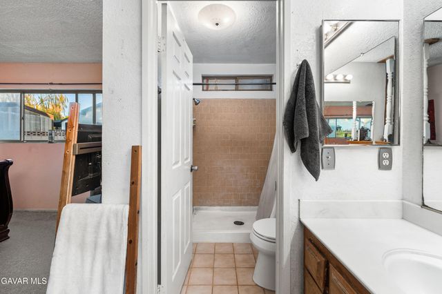 42902 Sachs Drive, Lancaster, CA 93536