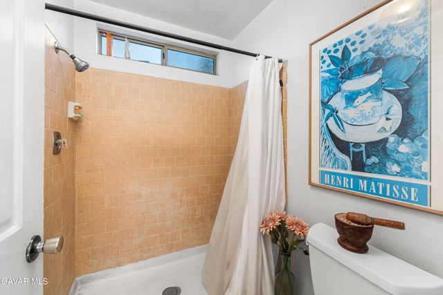 42902 Sachs Drive, Lancaster, CA 93536