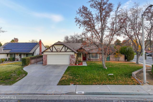 42902 Sachs Drive, Lancaster, CA 93536
