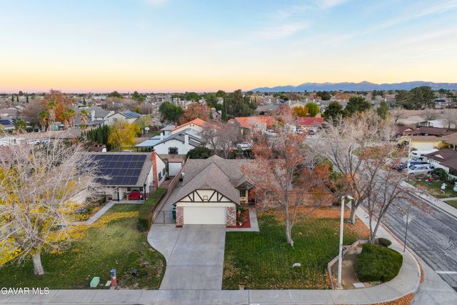 42902 Sachs Drive, Lancaster, CA 93536