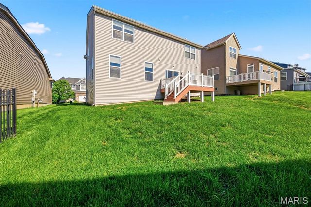 1512 Cannon Ridge Drive, St Louis, MO 63146