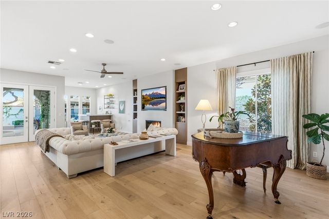 10817 BERINGER Drive, Las Vegas, NV 89144