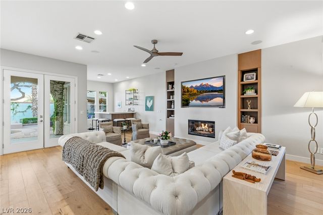 10817 BERINGER Drive, Las Vegas, NV 89144