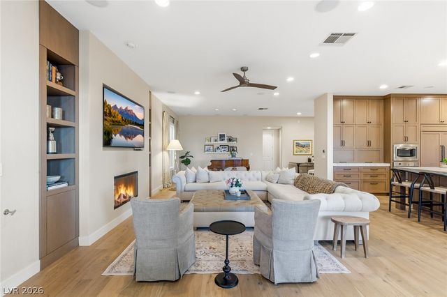 10817 BERINGER Drive, Las Vegas, NV 89144