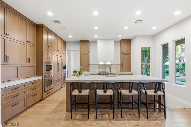 10817 BERINGER Drive, Las Vegas, NV 89144