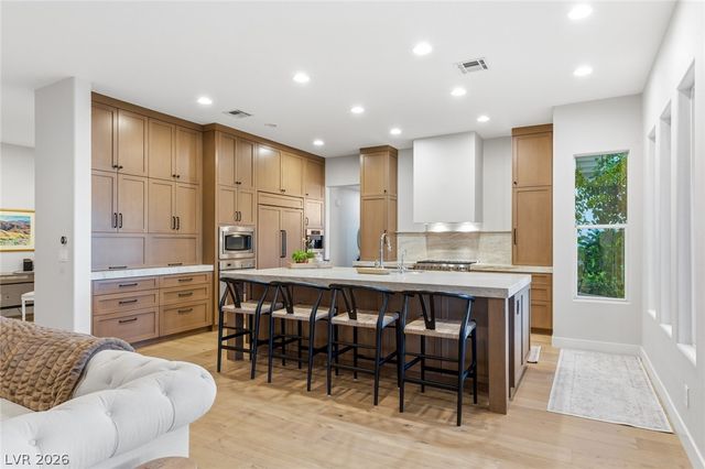 10817 BERINGER Drive, Las Vegas, NV 89144