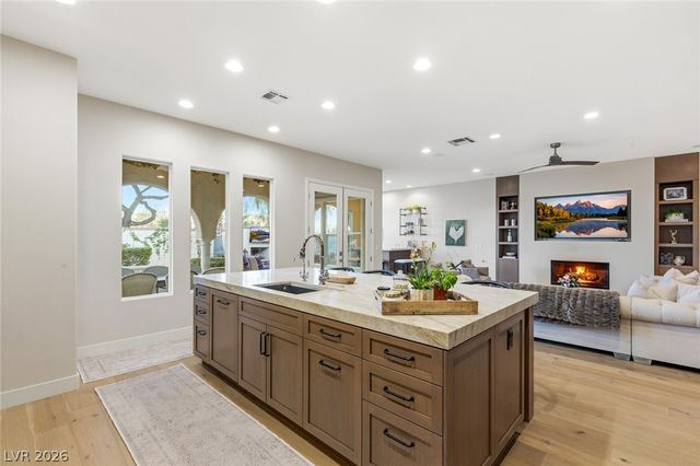 10817 BERINGER Drive, Las Vegas, NV 89144