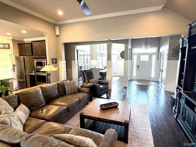 116 Walnut Cove Boulevard SW, Huntsville, AL 35824