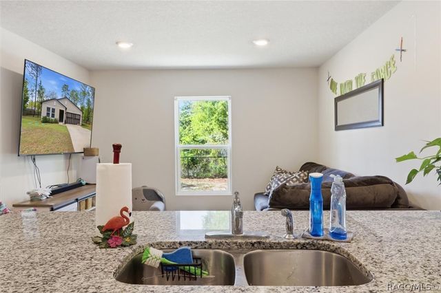 7874 N Pocono Drive, Citrus Springs, FL 34434