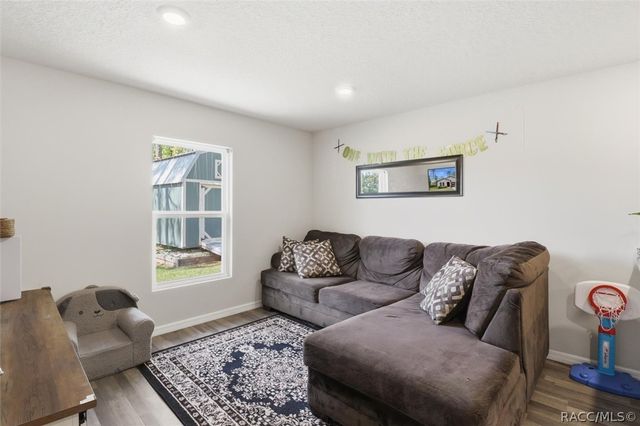 7874 N Pocono Drive, Citrus Springs, FL 34434