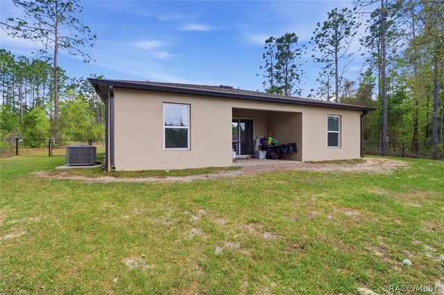 7874 N Pocono Drive, Citrus Springs, FL 34434
