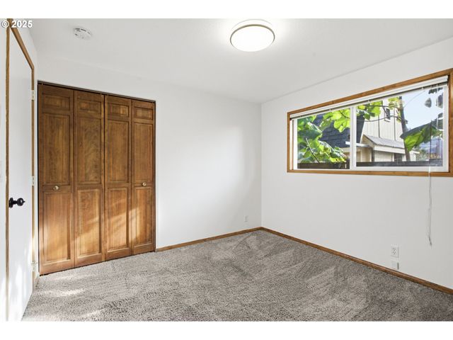 777 60TH St, Springfield, OR 97478