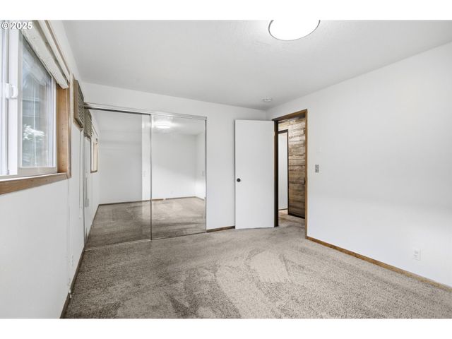 777 60TH St, Springfield, OR 97478