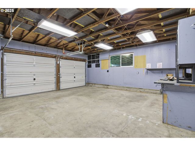 777 60TH St, Springfield, OR 97478