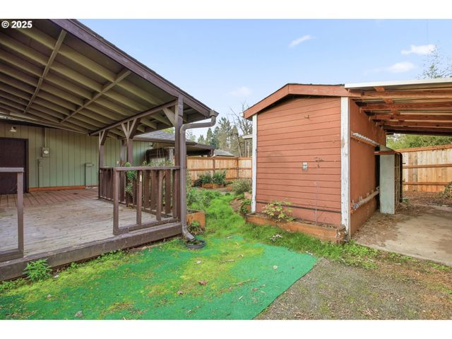 777 60TH St, Springfield, OR 97478