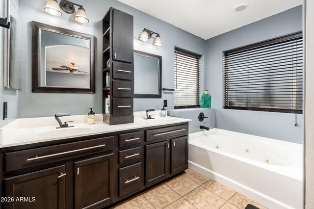 5045 W NANCY Lane, Laveen, AZ 85339
