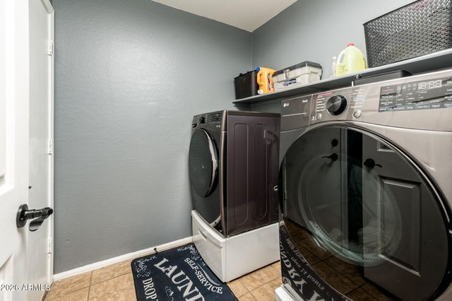 5045 W NANCY Lane, Laveen, AZ 85339