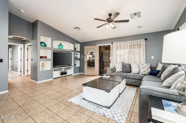 5045 W NANCY Lane, Laveen, AZ 85339