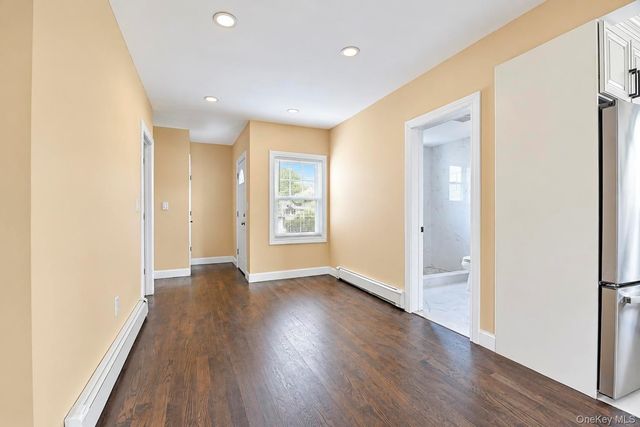 236 Plainview Road, Hicksville, NY 11801
