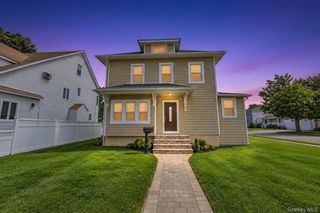 236 Plainview Road, Hicksville, NY 11801