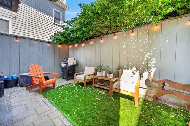 494 Thames St Street, Newport, RI 02840