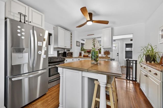 494 Thames St Street, Newport, RI 02840