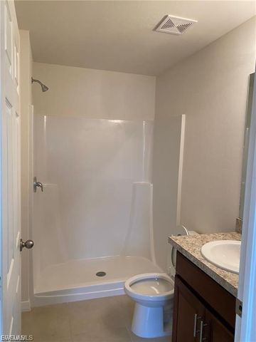 2213 NE 33rd ST, Cape Coral, FL 33909