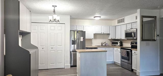 320 FORESTWAY CIRCLE 107, Altamonte Springs, FL 32701