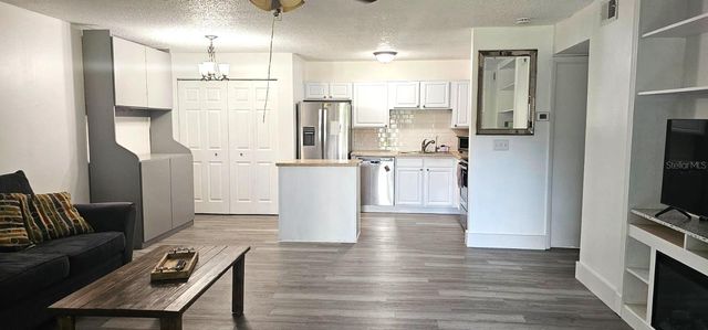 320 FORESTWAY CIRCLE 107, Altamonte Springs, FL 32701