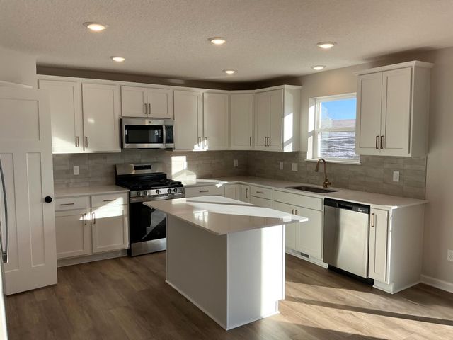 409 James Parkway, Elko New Market, MN 55054