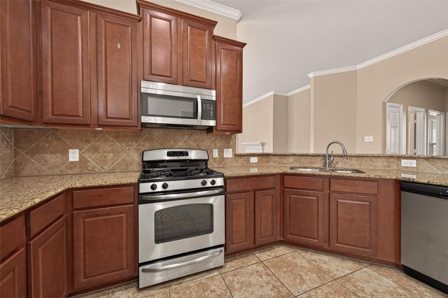 12107 Redbud Brook Trail, Houston, TX 77089