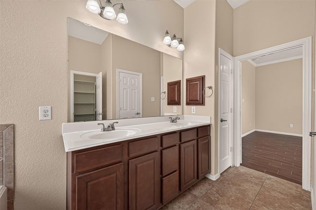 12107 Redbud Brook Trail, Houston, TX 77089