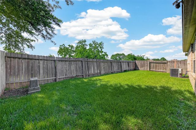 12107 Redbud Brook Trail, Houston, TX 77089