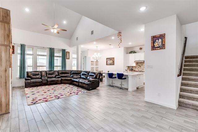 833 Whitetail DR, Round Rock, TX 78681