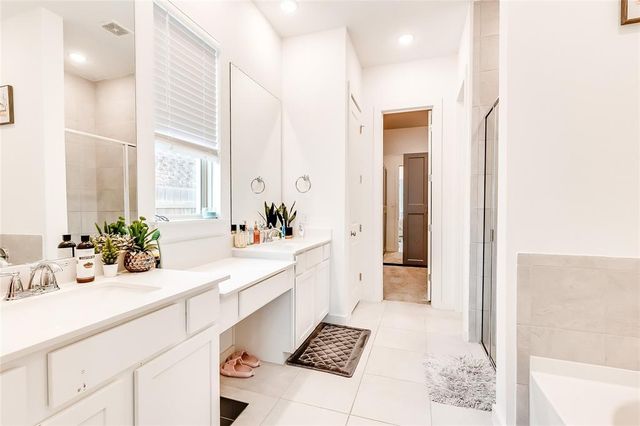 833 Whitetail DR, Round Rock, TX 78681
