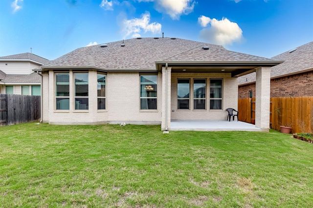 833 Whitetail DR, Round Rock, TX 78681