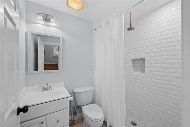 272 Murtha Street, Alexandria, VA 22304