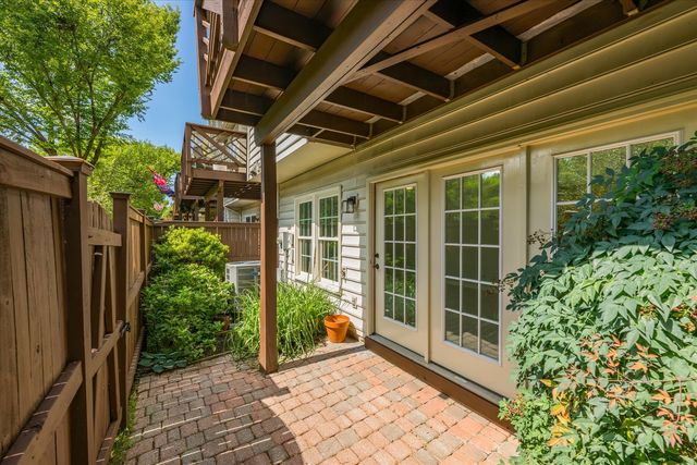 272 Murtha Street, Alexandria, VA 22304