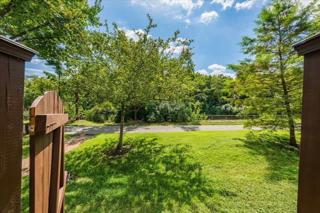 272 Murtha Street, Alexandria, VA 22304