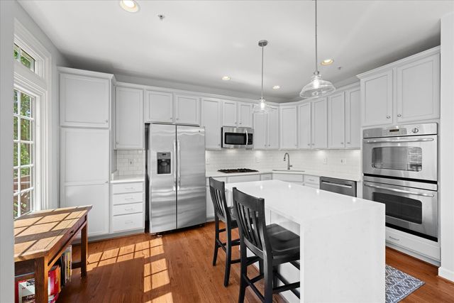272 Murtha Street, Alexandria, VA 22304