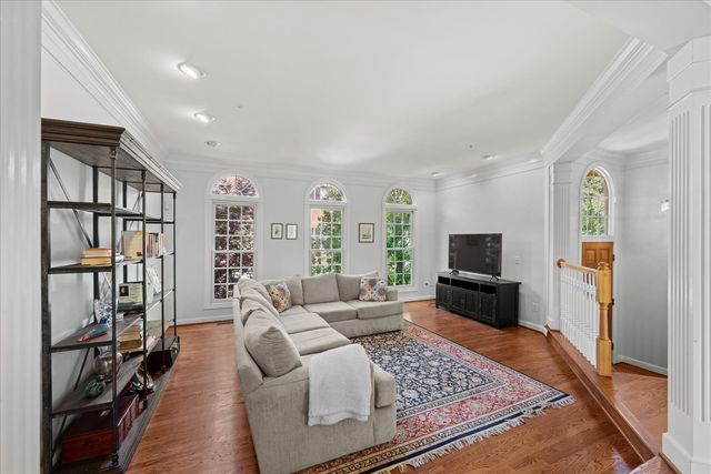 272 Murtha Street, Alexandria, VA 22304